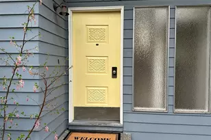 13536 28th Ave NE, Seattle, WA 98125 - Photo 2