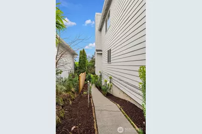 16811 10th Avenue SW, Normandy Park, WA 98166 - Photo 28