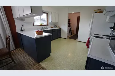 6 Jennings Loop Road, Oroville, WA 98844 - Photo 10