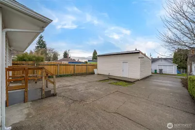535 Morris Avenue S, Renton, WA 98057 - Photo 20