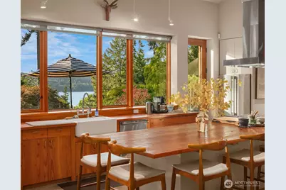 12423 SW 151st St, Vashon, WA 98070 - Photo 10
