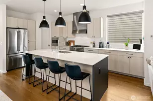 9212 11th Ave NW, Seattle, WA 98117 - Photo 8