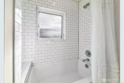 9212 11th Avenue NW, Seattle, WA 98117 - Photo 22