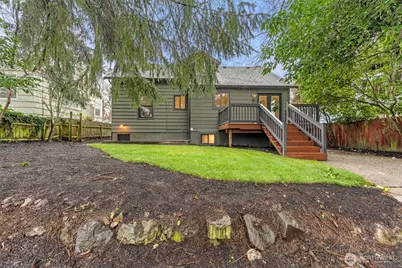 7727 19th Avenue NW, Seattle, WA 98117 - Photo 34