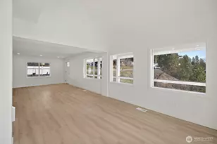 205 W 5th St, Cle Elum, WA 98922 - Photo 8