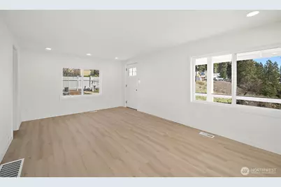 205 W 5th Street, Cle Elum, WA 98922 - Photo 10