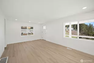 205 W 5th St, Cle Elum, WA 98922 - Photo 10