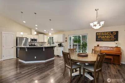 10278 NE Shore Drive, Indianola, WA 98342 - Photo 10