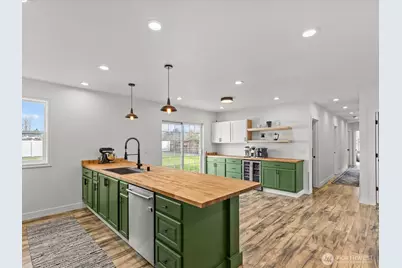 1355 McHugh Avenue, Enumclaw, WA 98022 - Photo 12