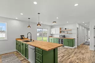 1355 McHugh Ave, Enumclaw, WA 98022 - Photo 12