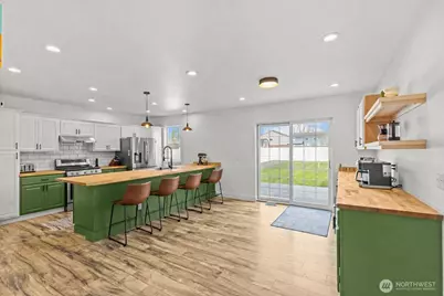 1355 McHugh Avenue, Enumclaw, WA 98022 - Photo 10