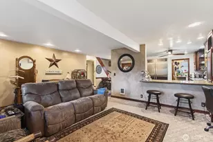 422 Nevada Dr, Longview, WA 98632 - Photo 10