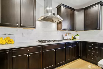 8402 121st Place SE, Newcastle, WA 98056 - Photo 12