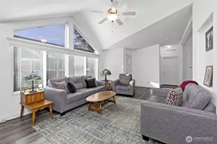 13913 21st Ave Ct E, Tacoma, WA 98445 - Photo 10