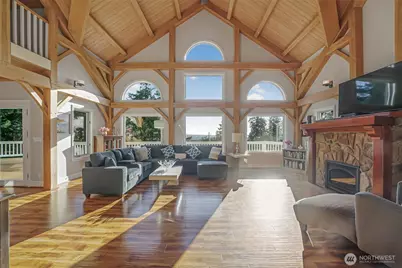 528 Waynes Ridge Circle, Camano Island, WA 98282 - Photo 4