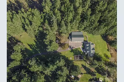 528 Waynes Ridge Circle, Camano Island, WA 98282 - Photo 2