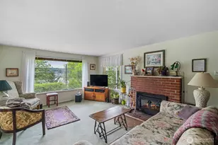 2642 E Lake Sammamish Pkwy NE, Sammamish, WA 98074 - Photo 6