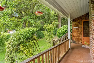 2642 E Lake Sammamish Parkway NE, Sammamish, WA 98074 - Photo 8