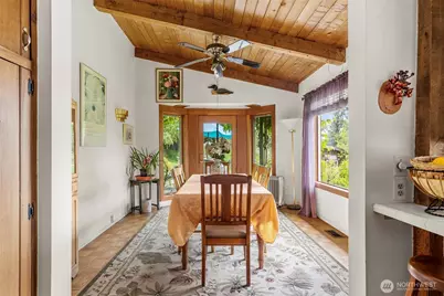 2642 E Lake Sammamish Parkway NE, Sammamish, WA 98074 - Photo 8