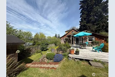 2642 E Lake Sammamish Parkway NE, Sammamish, WA 98074 - Photo 2