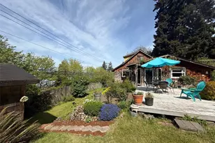 2642 E Lake Sammamish Pkwy NE, Sammamish, WA 98074 - Photo 2