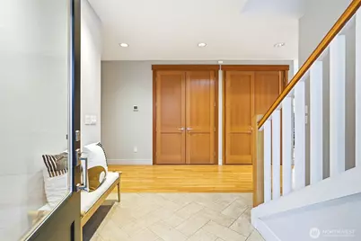 28 W North Camano Drive, Camano Island, WA 98282 - Photo 2