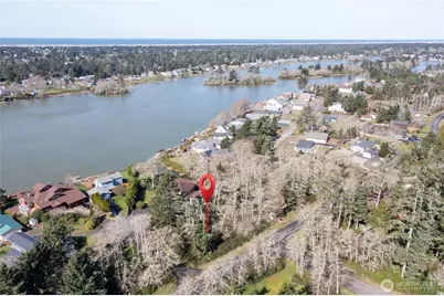 698 Fern Court SE, Ocean Shores, WA 98569 - Photo 8