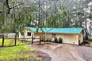 805 Island Blvd, Fox Island, WA 98333 - Photo 1