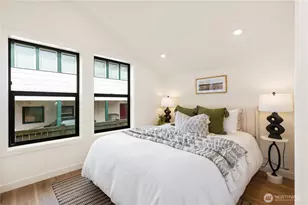 8253 Densmore Ave N, Seattle, WA 98103 - Photo 22