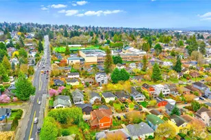 8253 Densmore Ave N, Seattle, WA 98103 - Photo 30