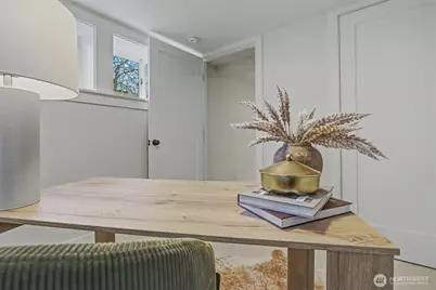 604 N 44th Street, Seattle, WA 98103 - Photo 26