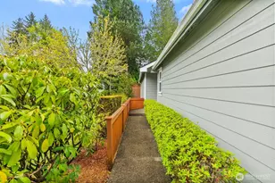 4606 Denton Ln SE, Lacey, WA 98503 - Photo 2