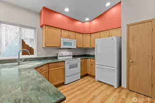 4606 Denton Ln SE, Lacey, WA 98503 - Photo 6