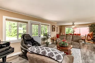 36510 Mountain Hwy E, Eatonville, WA 98328 - Photo 10