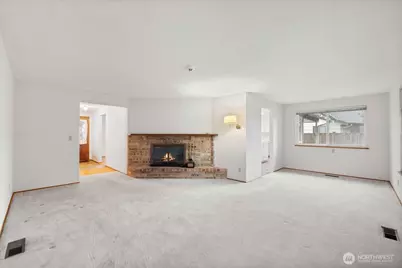 2220 126th Avenue E, Edgewood, WA 98372 - Photo 4