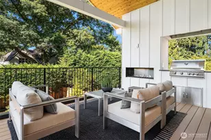 9812 NE 31st St, Bellevue, WA 98004 - Photo 14