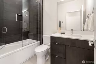 551 28th Ave, Seattle, WA 98122 - Photo 14