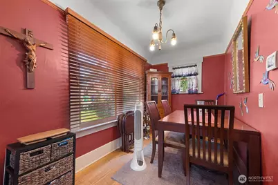 1407 Thurston Avenue NE, Olympia, WA 98506 - Photo 8