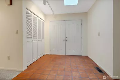 19216 SE 278th St, Kent, WA 98042 - Photo 8