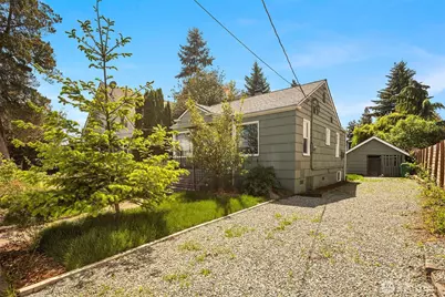 935 N 92nd Street, Seattle, WA 98103 - Photo 2