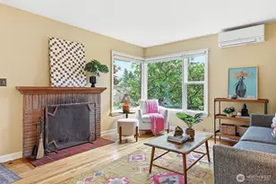 11249 Fremont Ave N, Seattle, WA 98133 - Photo 2