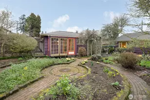 11249 Fremont Ave N, Seattle, WA 98133 - Photo 22