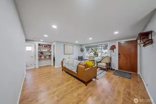 14219 SE 259th Pl, Kent, WA 98042 - Photo 4