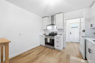 2313 Moore Street, Bellingham, WA 98229 - Photo 4