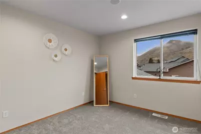 1506 Songbird Lane, Wenatchee, WA 98801 - Photo 32