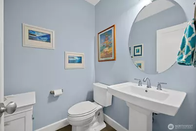 2712 Sunset Court, Steilacoom, WA 98388 - Photo 10