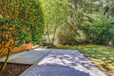 541 Surfcrest Place NE, Poulsbo, WA 98370 - Photo 32