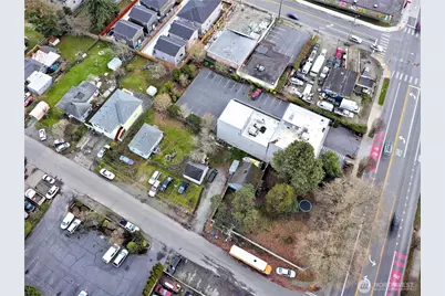 13502 Ambaum Boulevard SW, Burien, WA 98146 - Photo 1