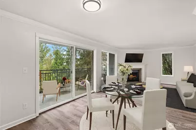 10110 NE 60th Street #104, Kirkland, WA 98033 - Photo 4