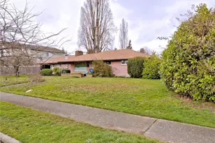 4422 S Myrtle St, Seattle, WA 98118 - Photo 10